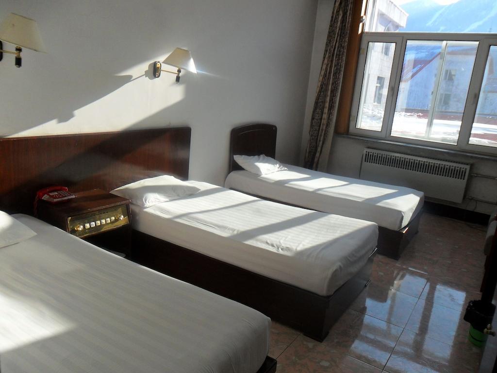 Yabuli Xintong Hotel Shangzhi Room photo